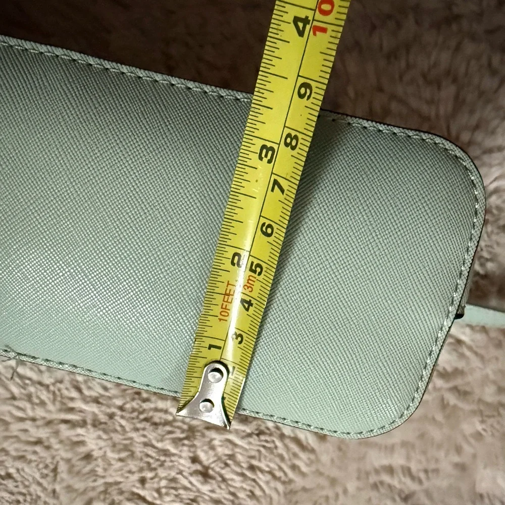 LIKE NEW Steve Madden Crossbody Purse